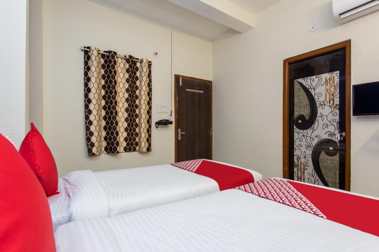 Oyo 27862 Hotel Brooklyn Indore Dış mekan fotoğraf