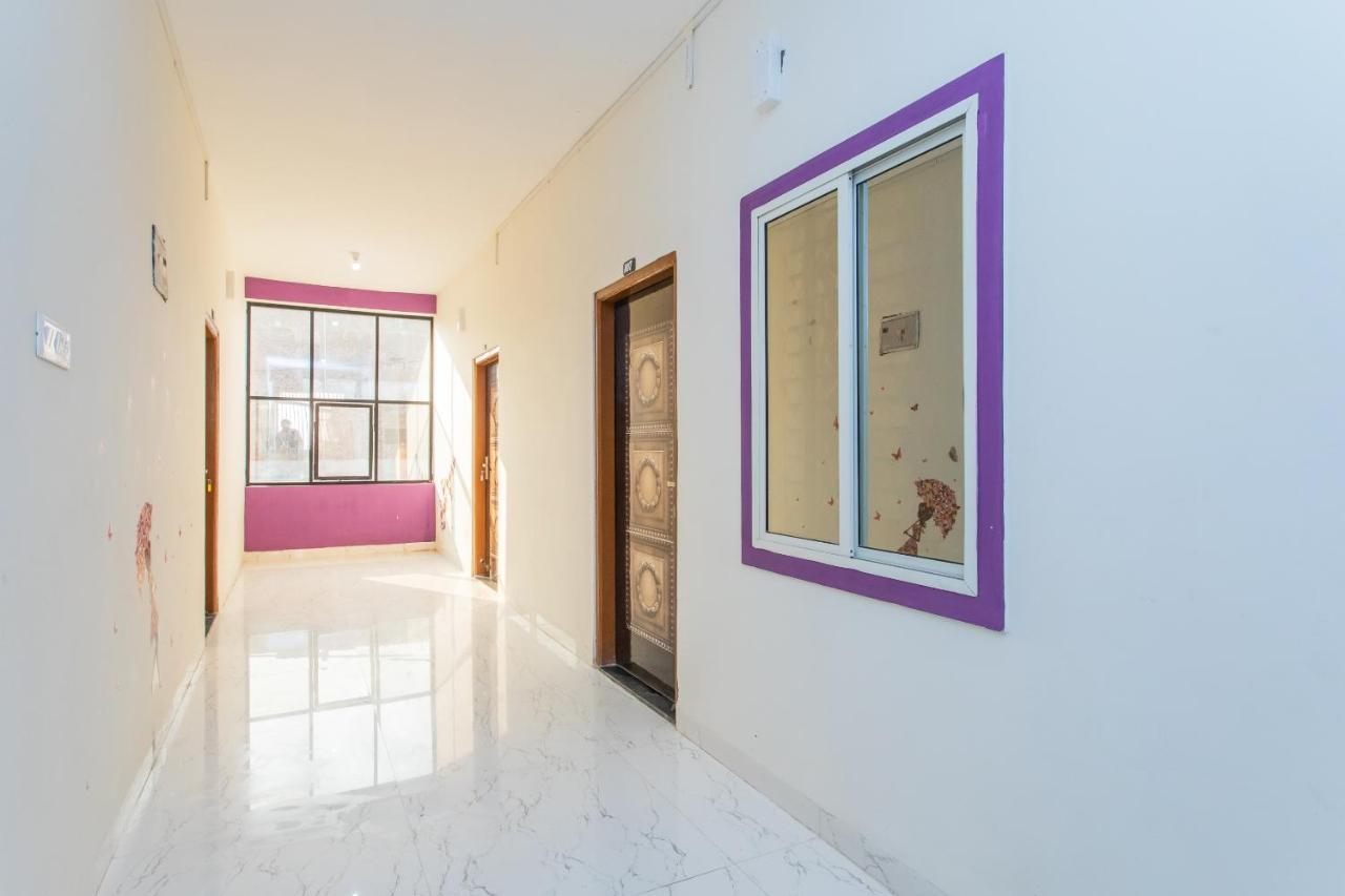 Oyo 27862 Hotel Brooklyn Indore Dış mekan fotoğraf